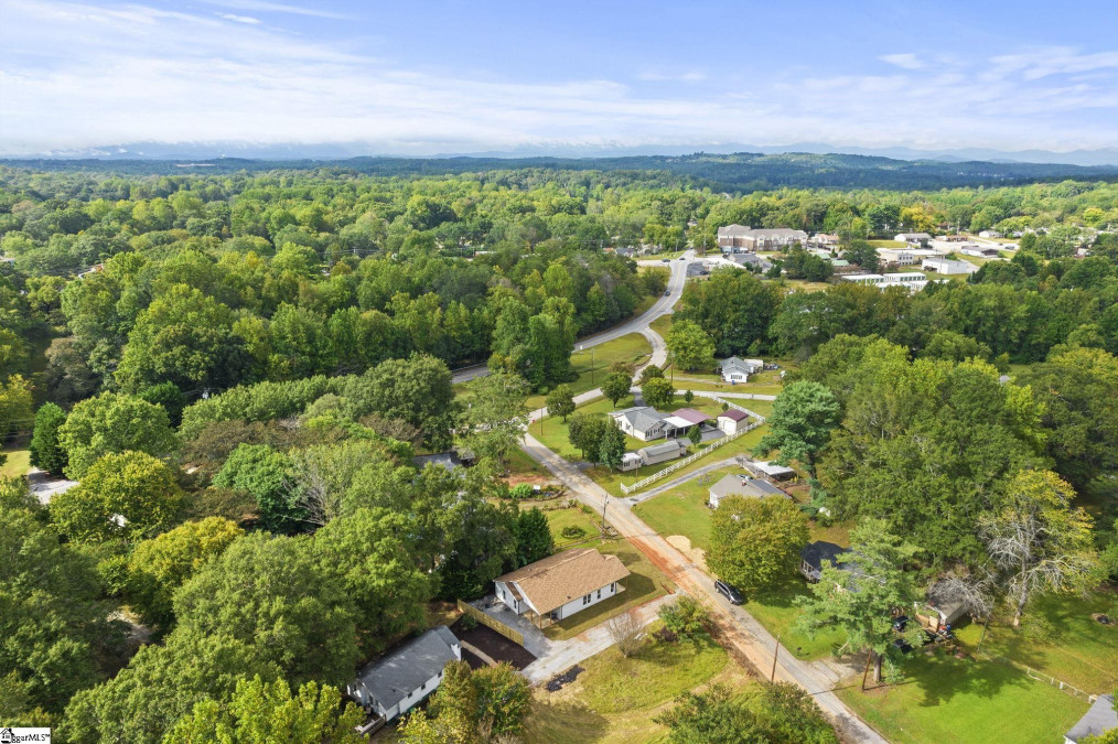 125B Hilltop  Travelers Rest, SC 29690