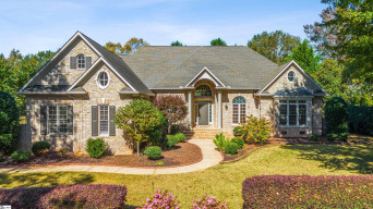 102 Kingsgate  Simpsonville, SC 29681