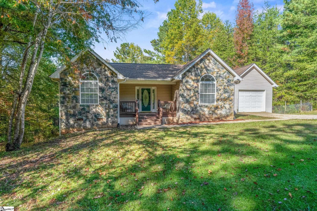 10 Oasis  Taylors, SC 29687