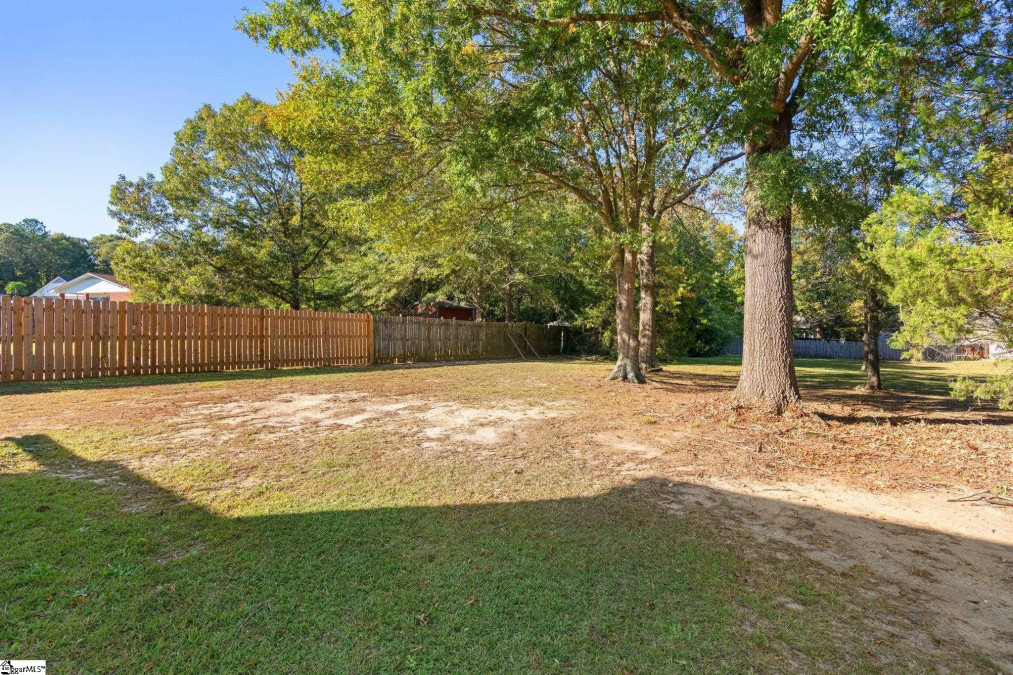 103B Raeburn  Anderson, SC 29621