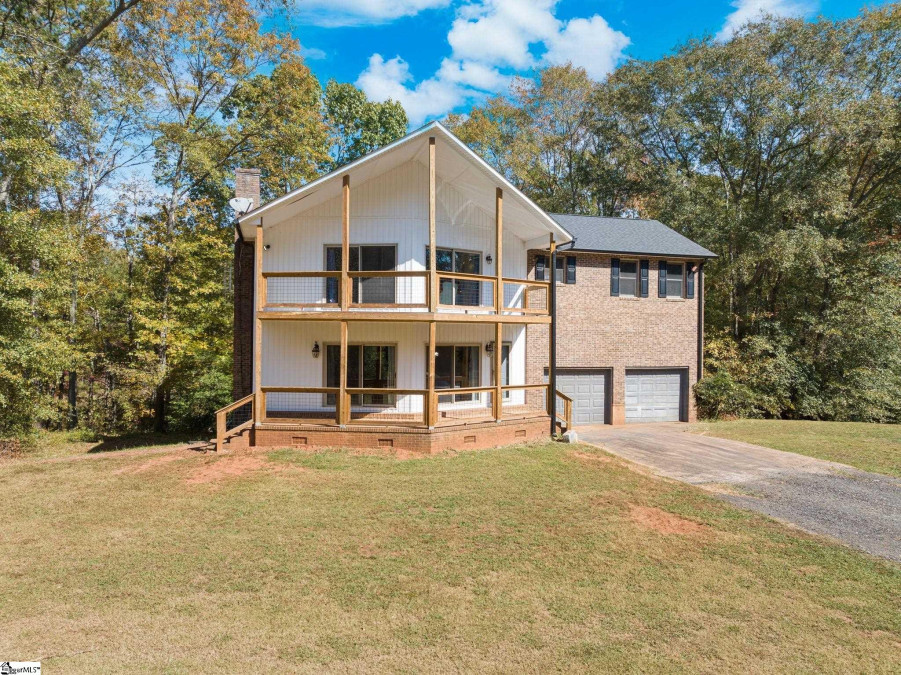 6417 Old Greenville Liberty, SC 29657