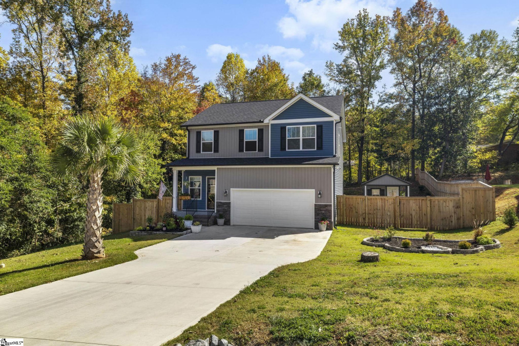 102 Park  Easley, SC 29640