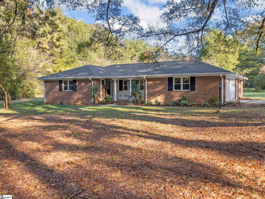 339 Spring Forest Simpsonville, SC 29681-4527