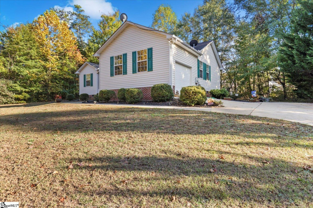 19 Champlain  Greenville, SC 29611