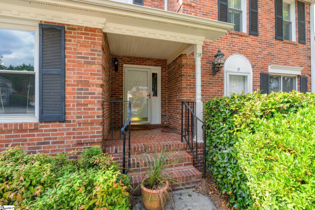 2808 North E Greenville, SC 29615