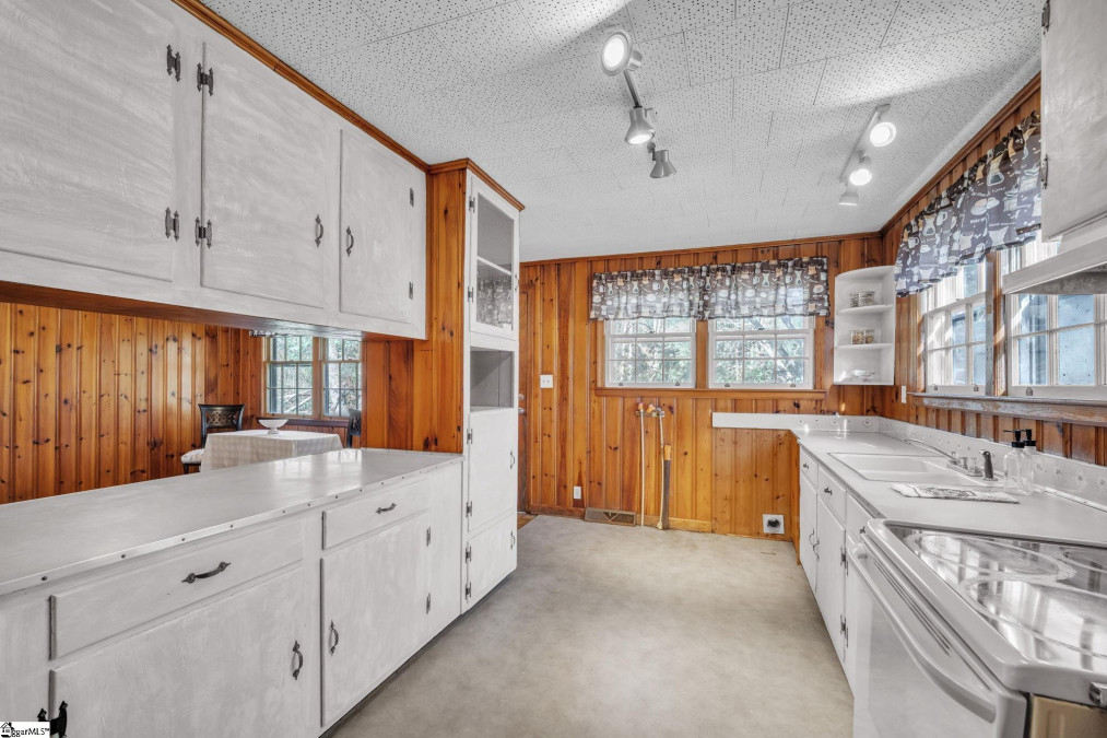 2882 Highway 252  Laurens, SC 29360