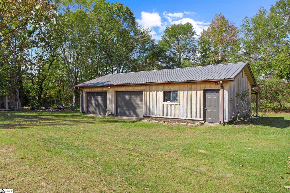 140 New Hope Pelzer, SC 29669