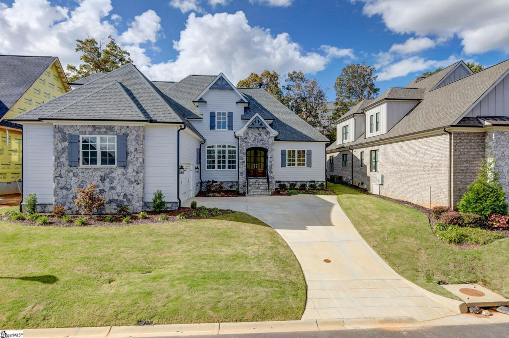 202 Chestnut Pond Simpsonville, SC 29681