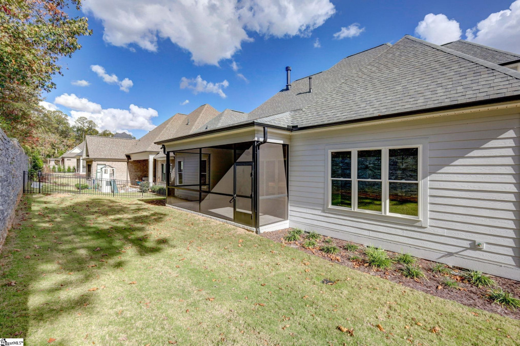 202 Chestnut Pond Simpsonville, SC 29681