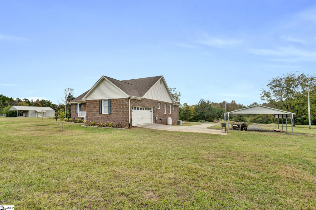 6050 Cross Anchor Enoree, SC 29335