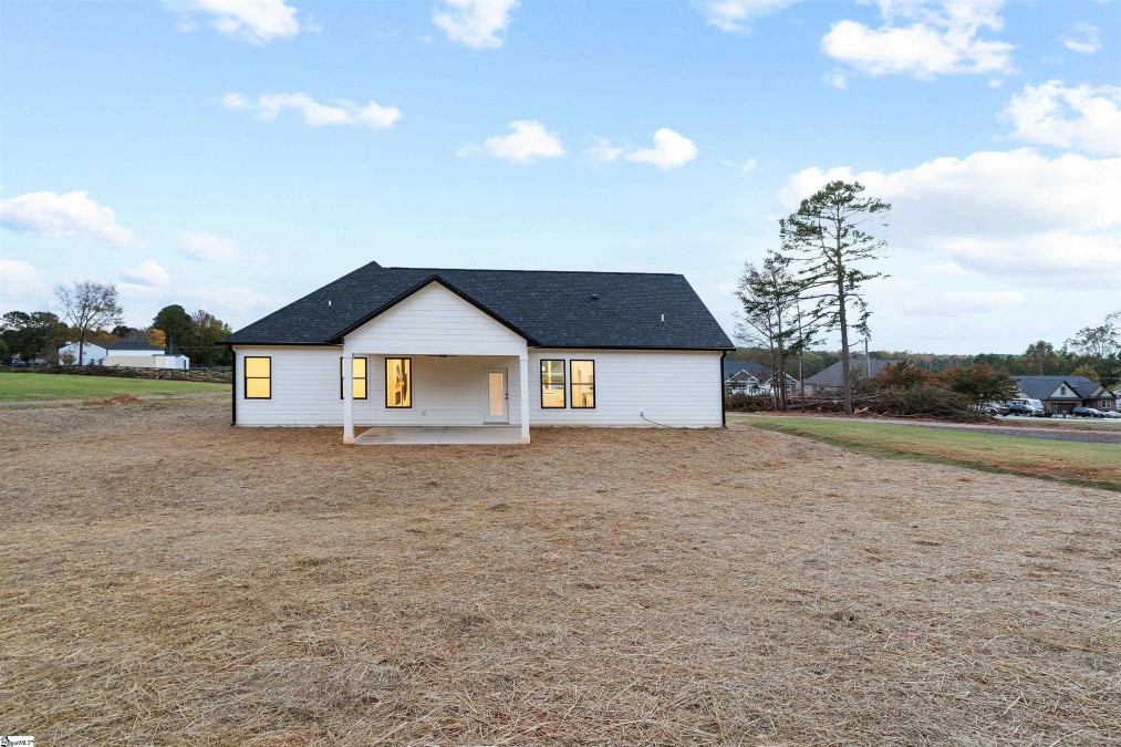 128 Cothran  Inman, SC 29349