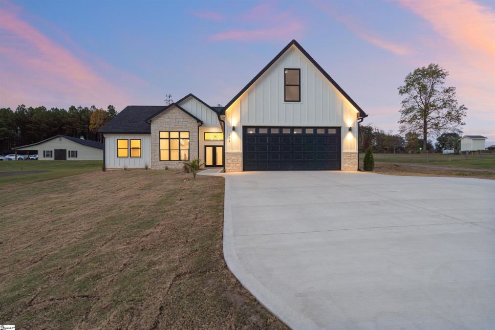 128 Cothran  Inman, SC 29349