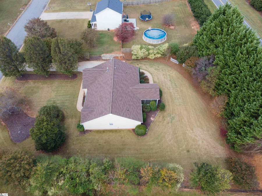 335 Shadowfield Acres Duncan, SC 29334