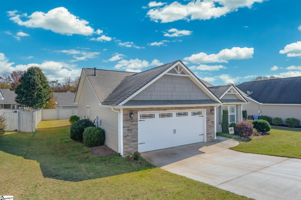 316 Hawk Valley Travelers Rest, SC 29690