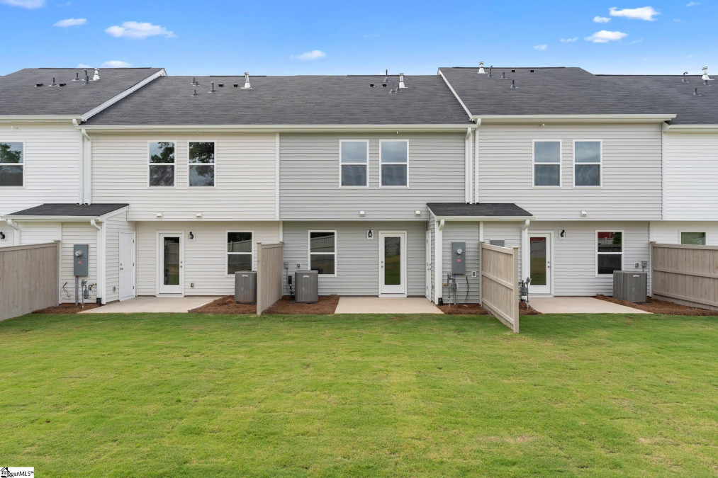 655 Blossom  Spartanburg, SC 29307