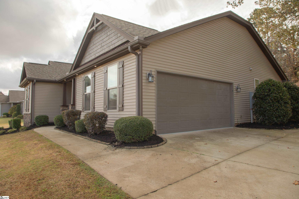 9 Fenton  Travelers Rest, SC 29690