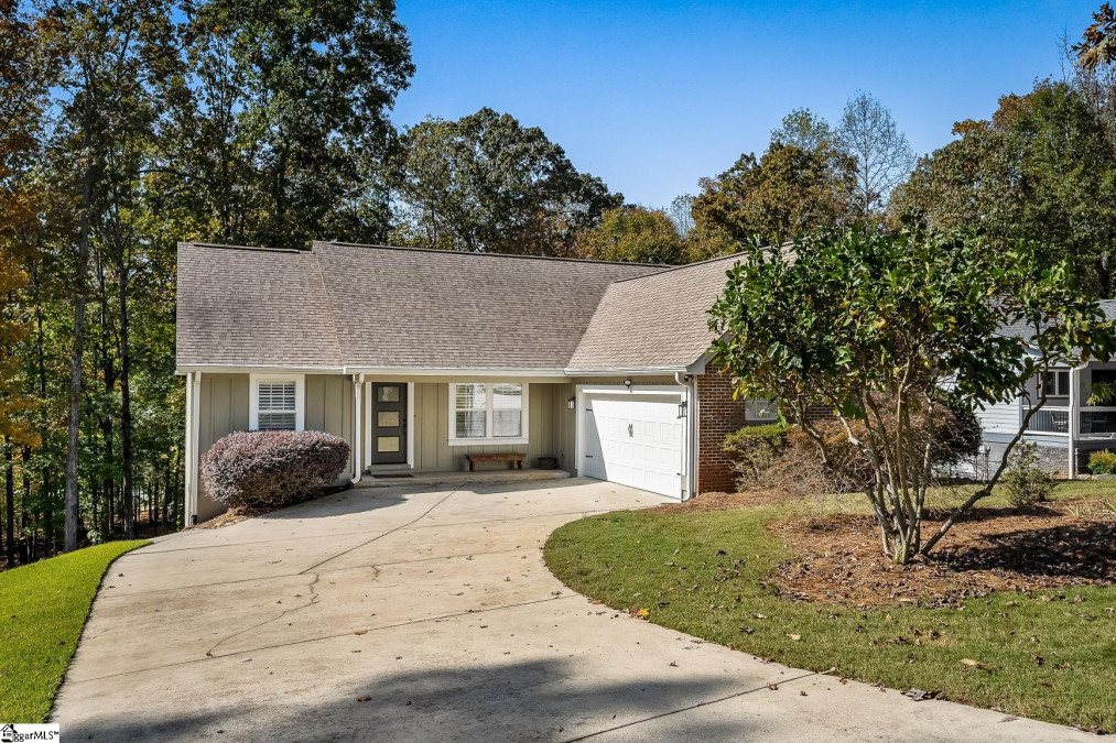 107 Briar  Westminster, SC 29693