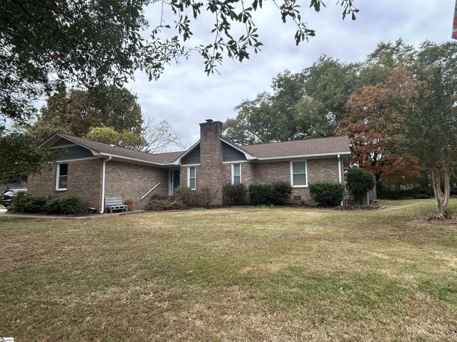 119 Victoria  Piedmont, SC 29673-9799