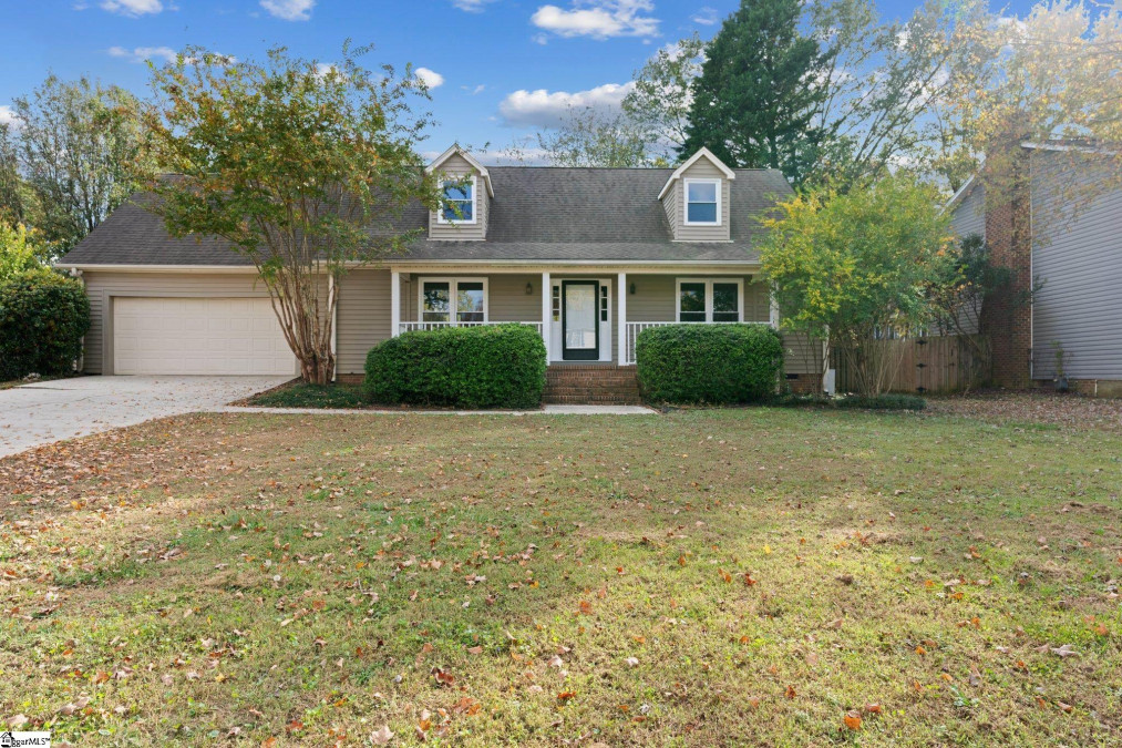 215 Hedgewood  Greer, SC 29650