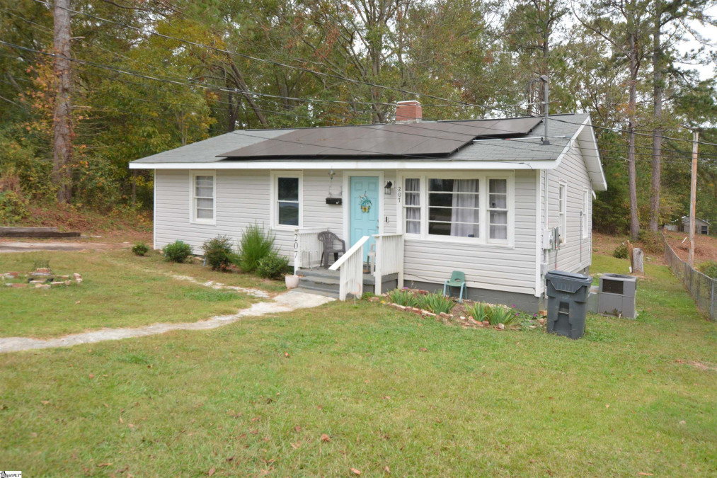 207 Pridmore  Laurens, SC 29360-3337