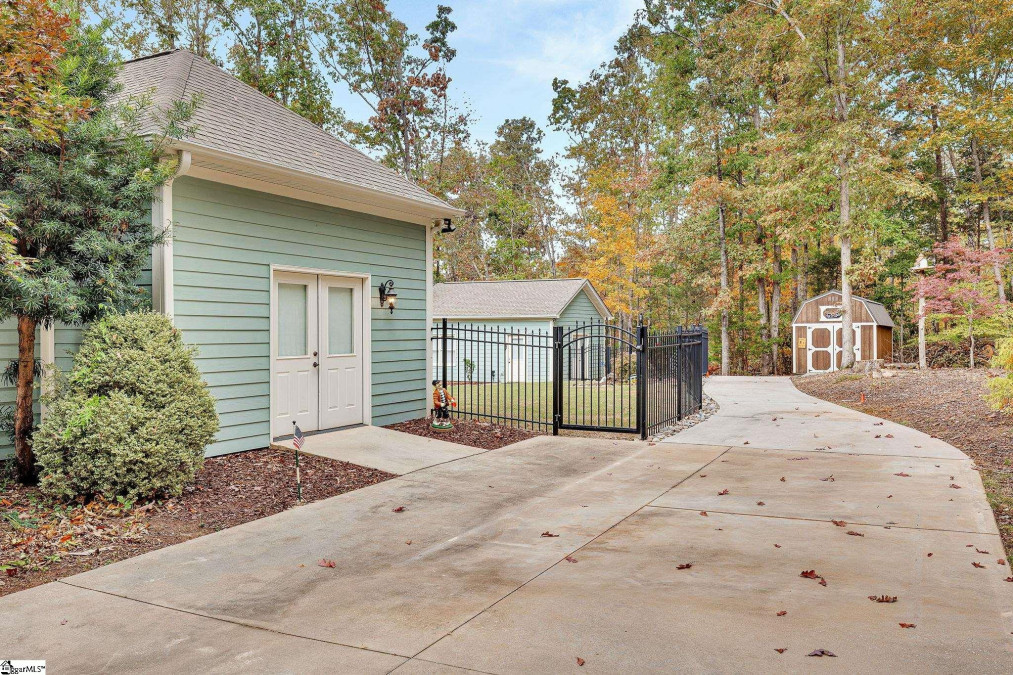 108 Allison  Fountain Inn, SC 29644