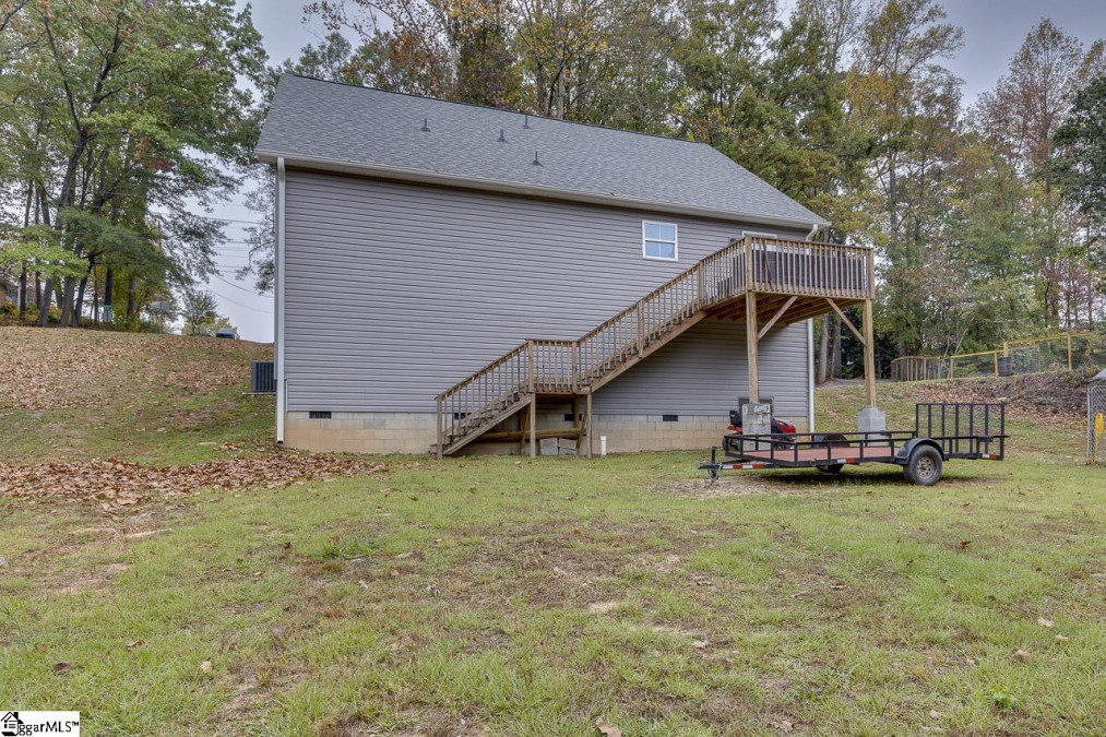 207 Bonita  Easley, SC 29642