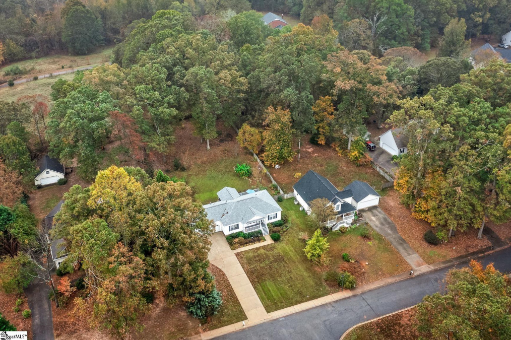 2 Wooded Glenn Pelzer, SC 29669