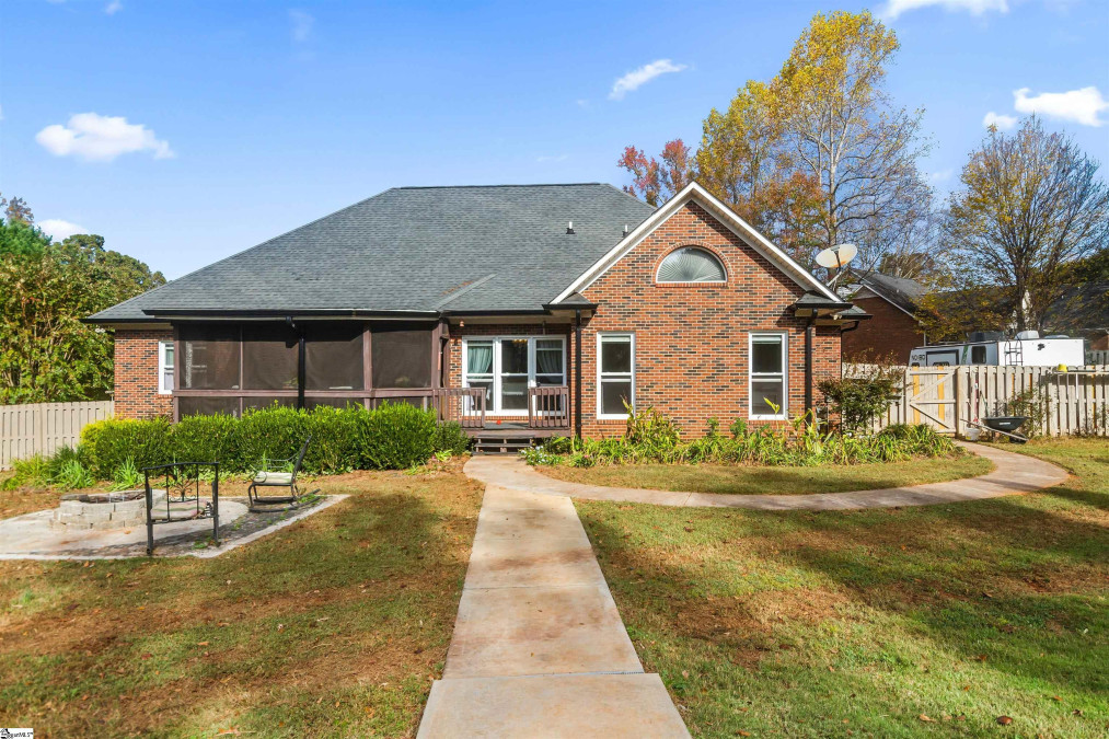 331 Fishermans  Inman, SC 29349