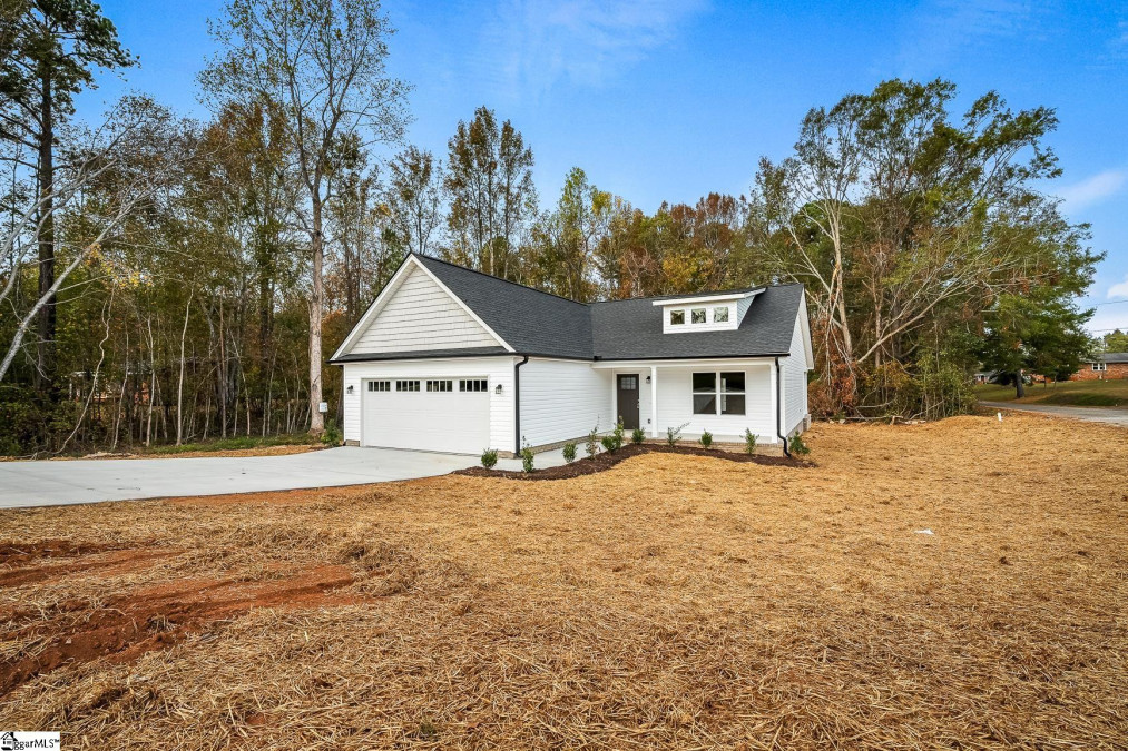 401 Pine Forest Belton, SC 29627