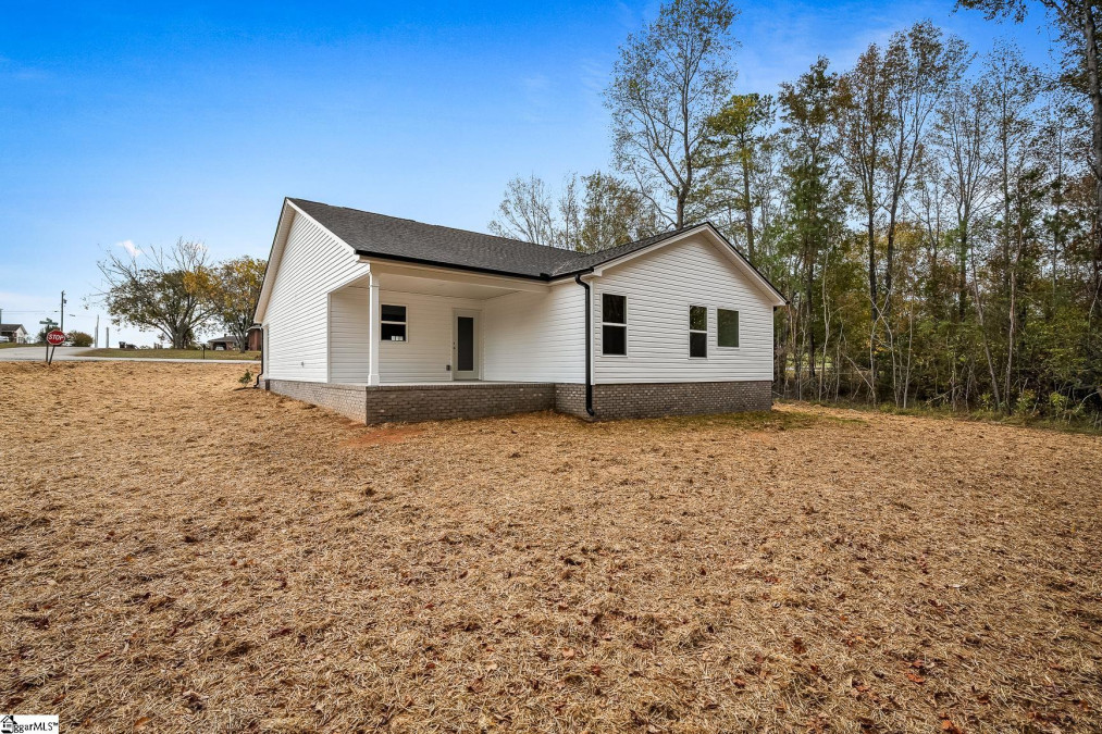 401 Pine Forest Belton, SC 29627