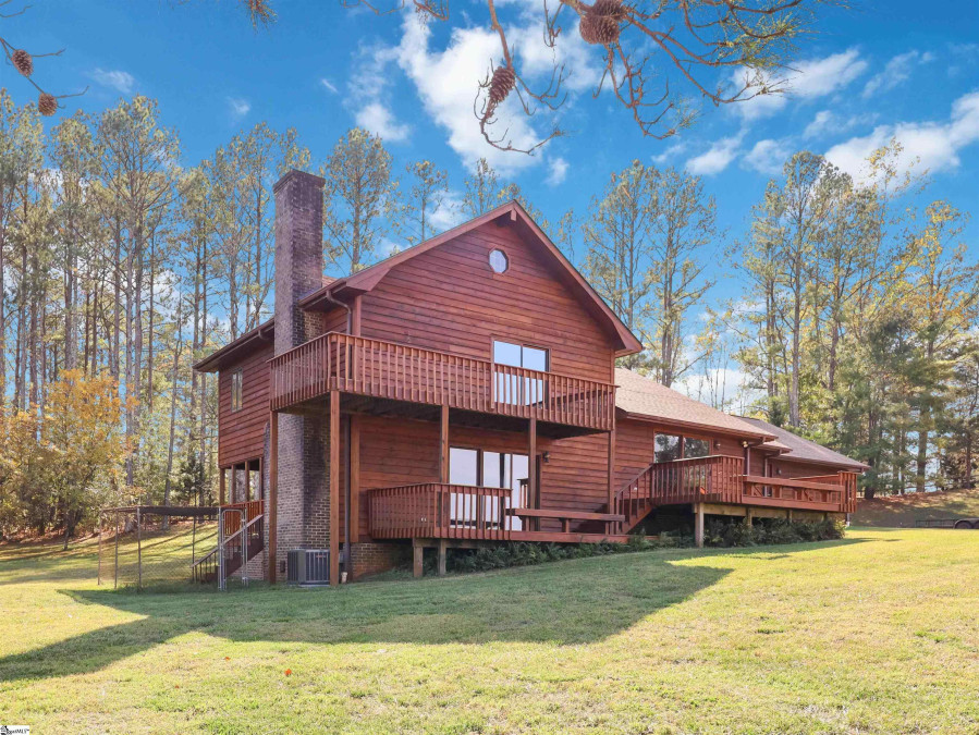 1100 Mile Creek Pickens, SC 29671