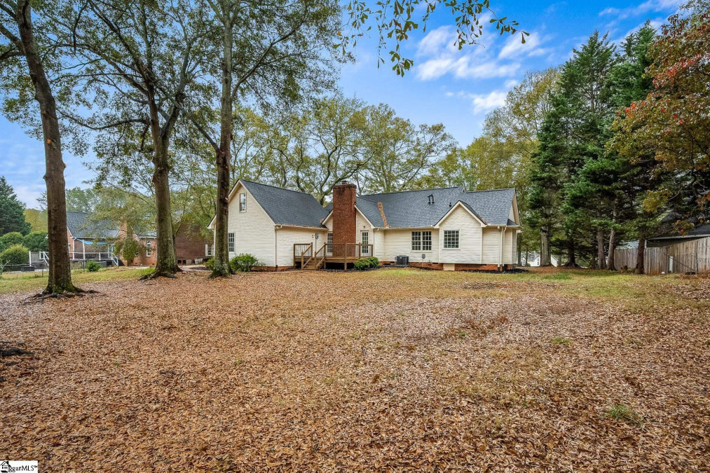 403 Lia  Easley, SC 29642