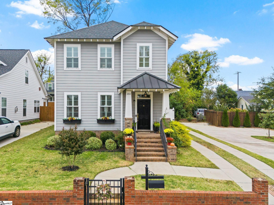 204 Jenkins  Greenville, SC 29601