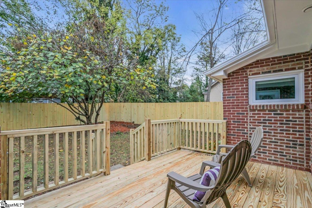 8 Queen Aly Greenville, SC 29611