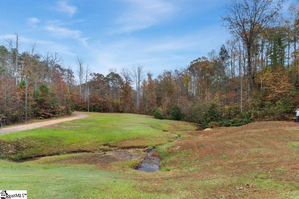 217 Country Creek Pickens, SC 29671