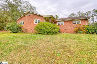 309 Nicholls  Spartanburg, SC 29301