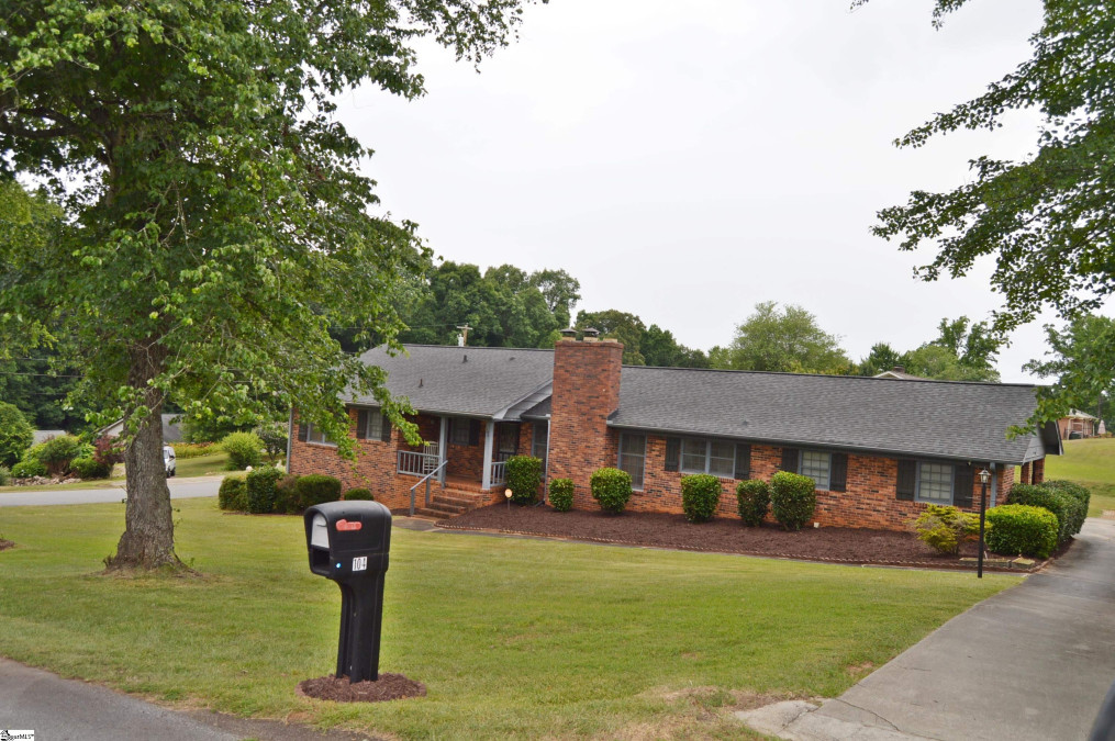 104 Westover  Greer, SC 29651-1445