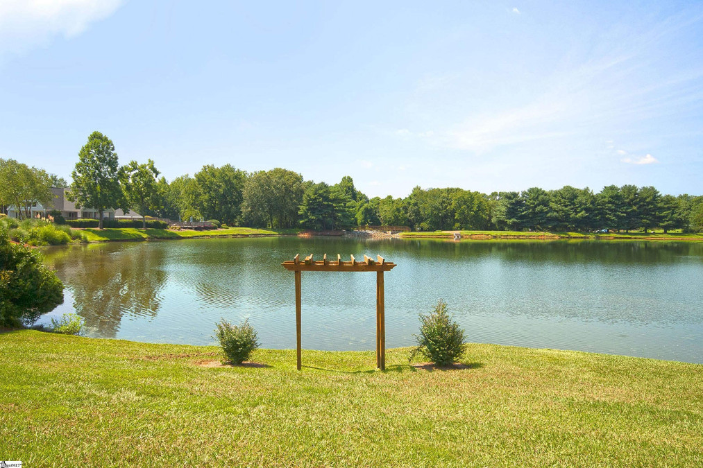 23 Forest Lake Simpsonville, SC 29681