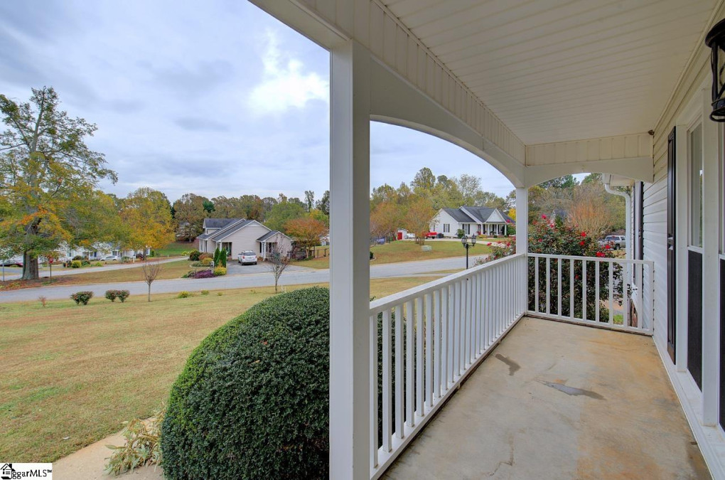 302 Barefoot  Inman, SC 29349