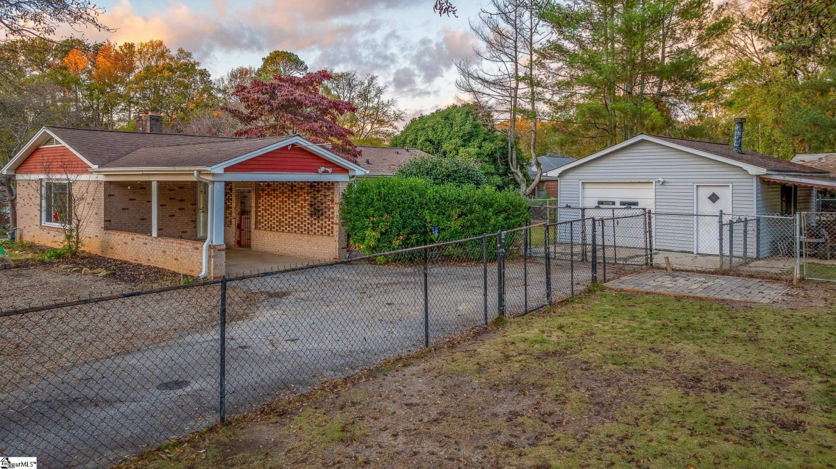 3 Chasta  Greenville, SC 29615