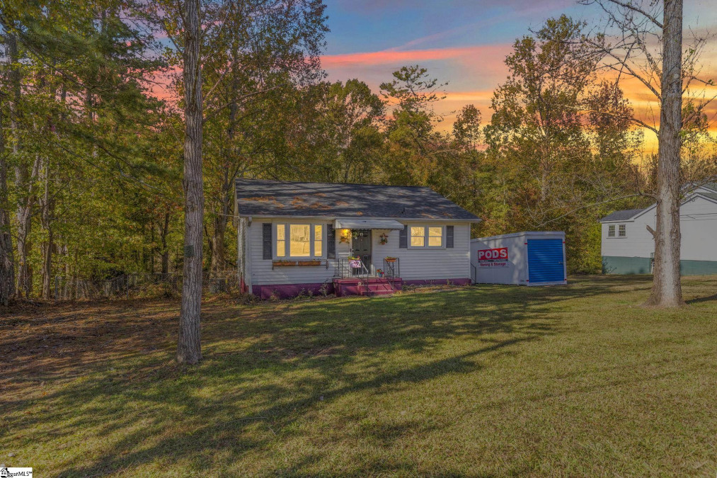 13 Walnut  Travelers Rest, SC 29690