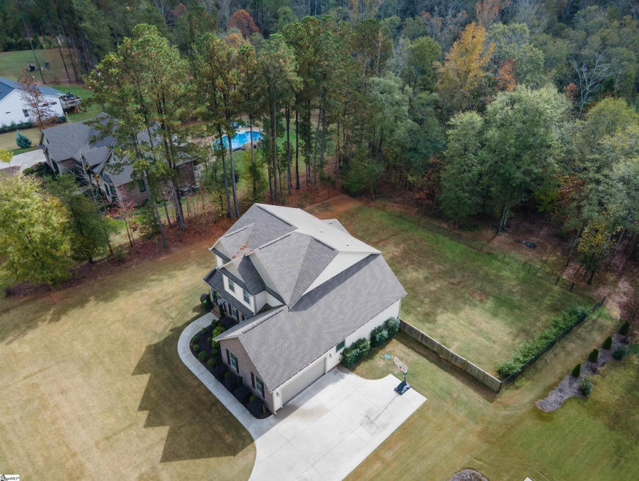 222 Plantation Grv Roebuck, SC 29376-3643