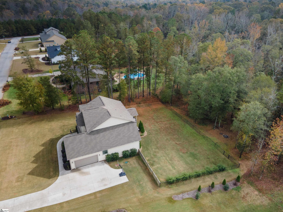 222 Plantation Grv Roebuck, SC 29376-3643