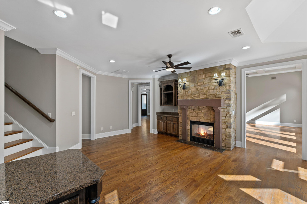 100 Sorrento  Greenville, SC 29609