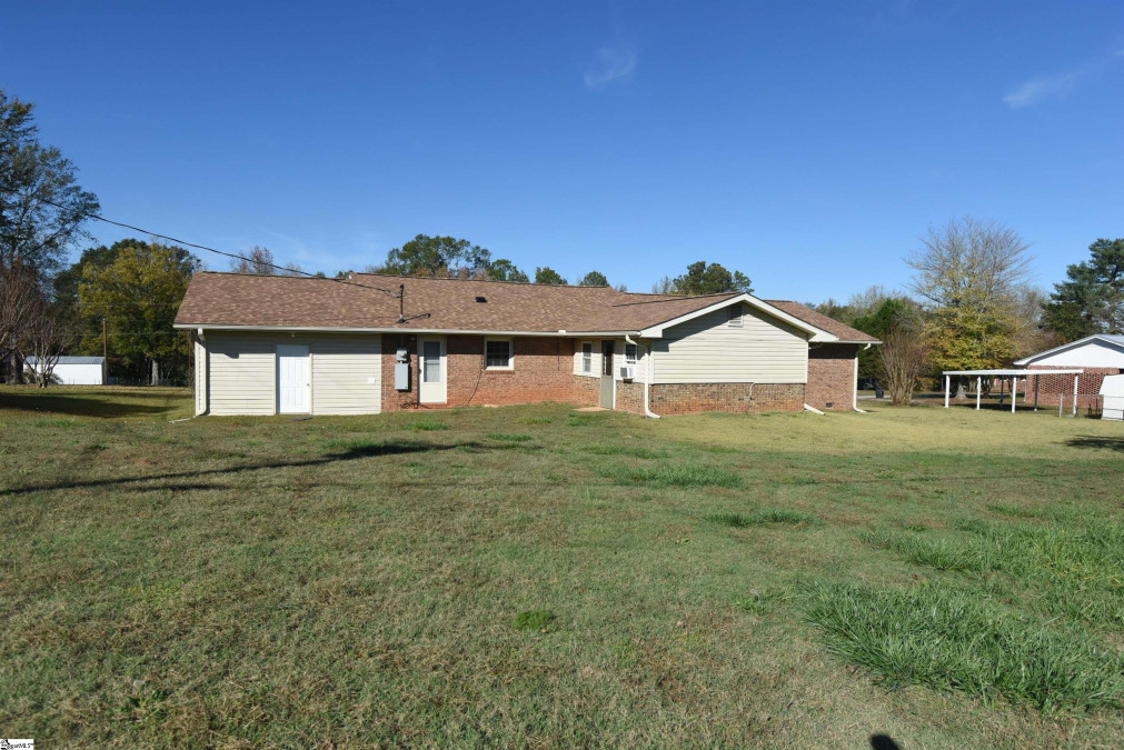 1004 Hickory  Anderson, SC 29624