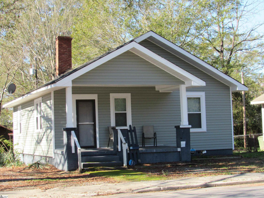 131 Pine  Clinton, SC 29325