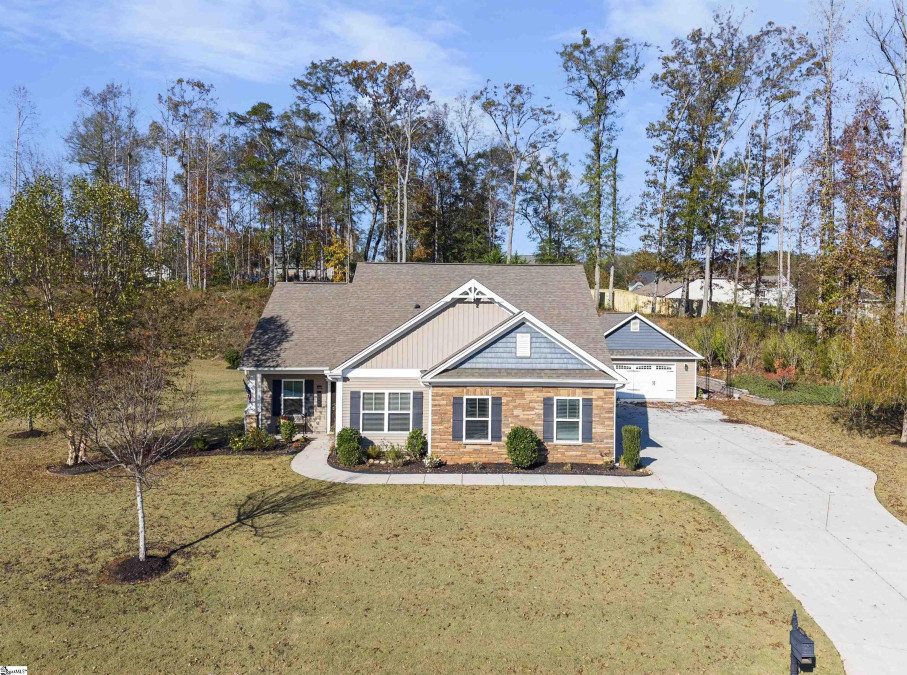 108 Avendell  Easley, SC 29642