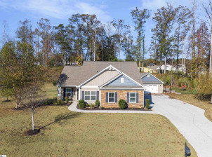 108 Avendell  Easley, SC 29642