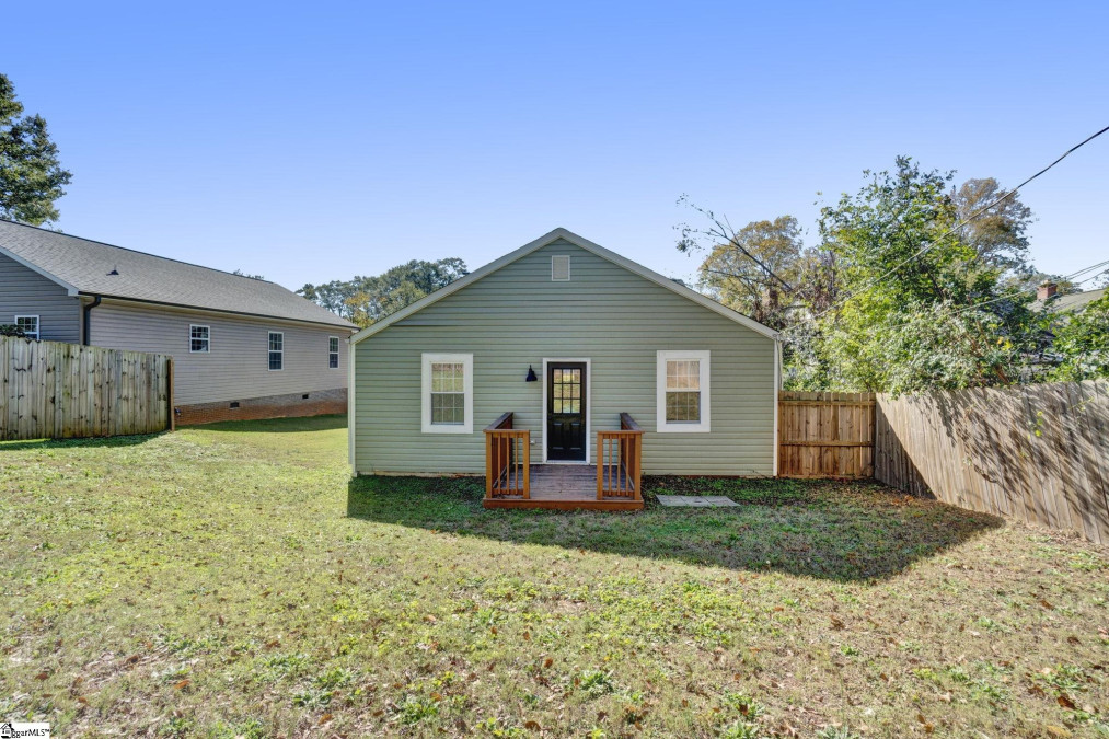 11 Skyland  Greenville, SC 29607