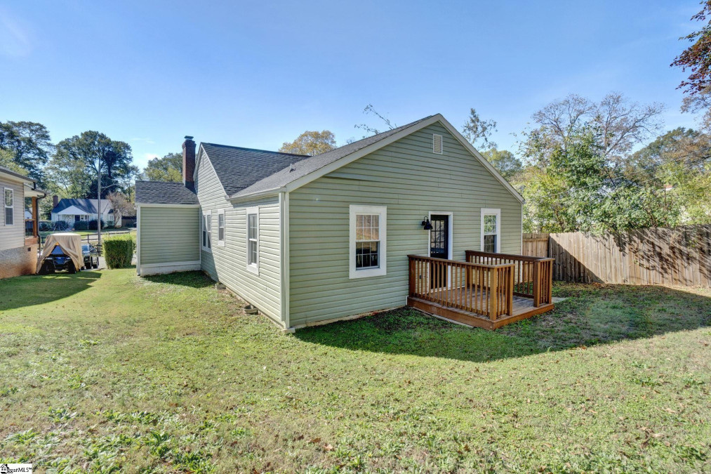 11 Skyland  Greenville, SC 29607